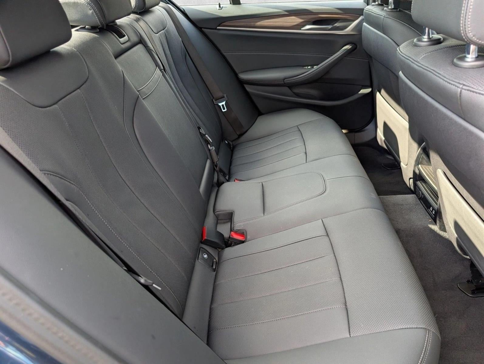 2023 BMW 540i Sedan