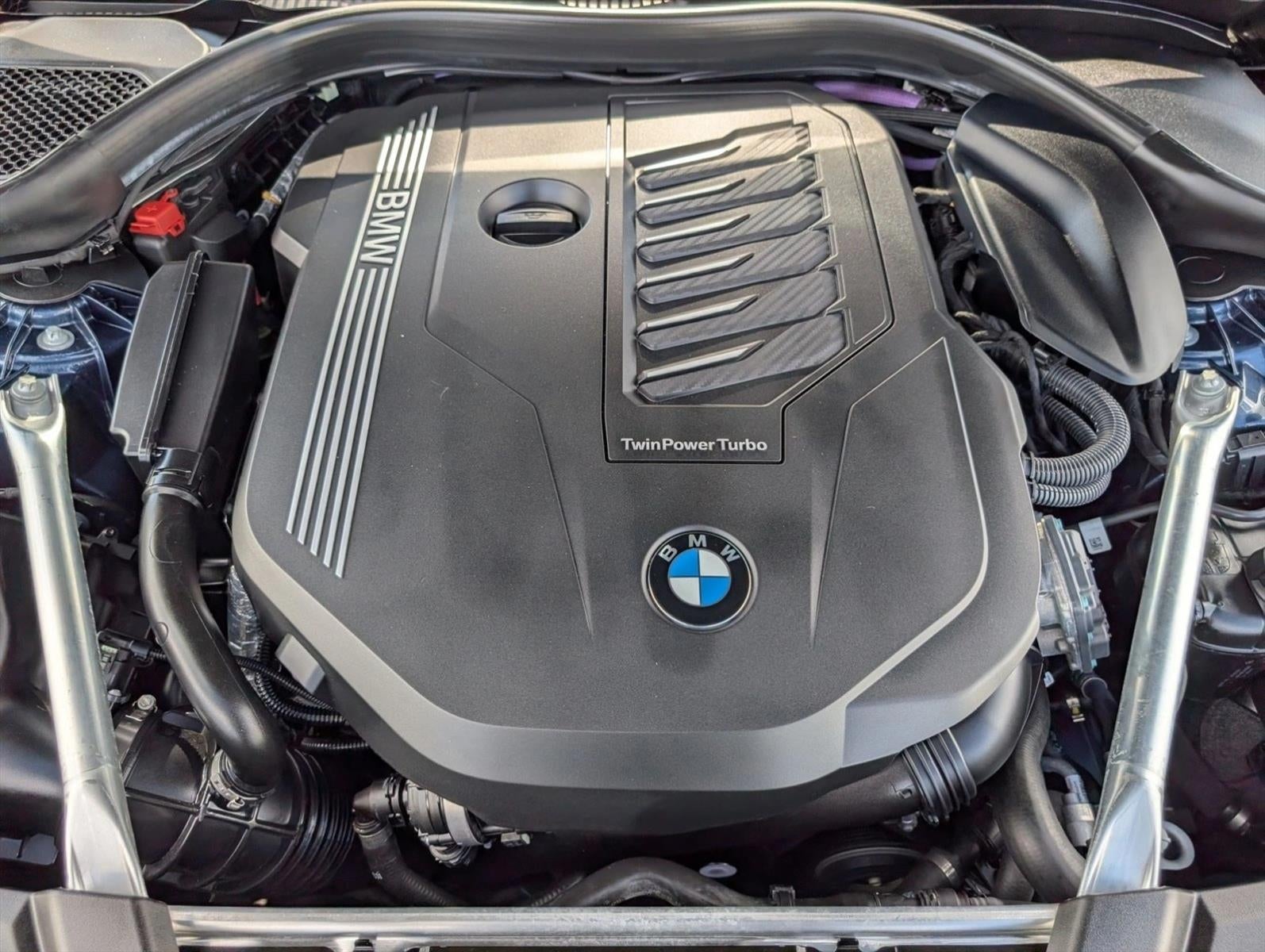 2023 BMW 540i Sedan