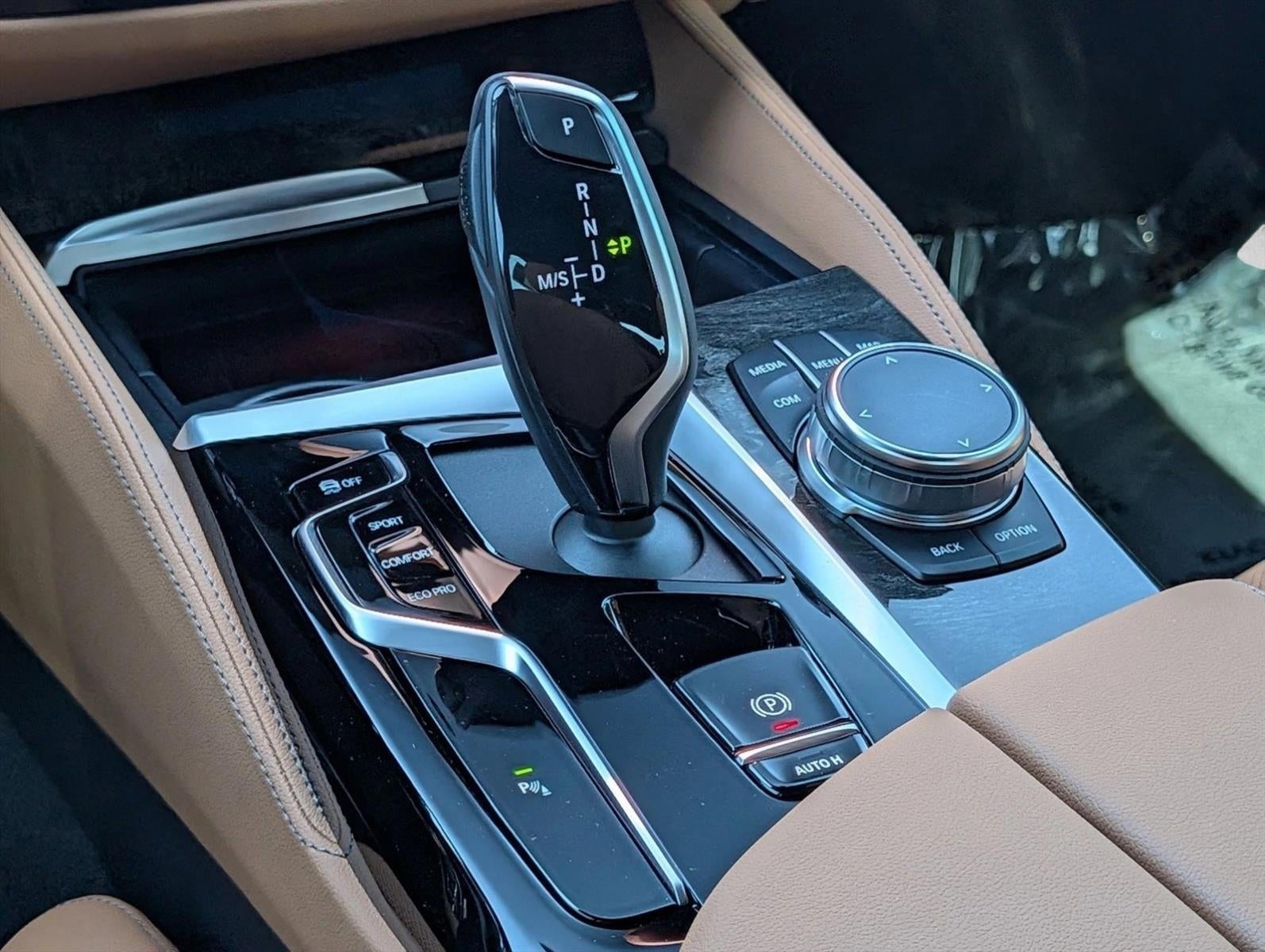 2023 BMW 540i Sedan
