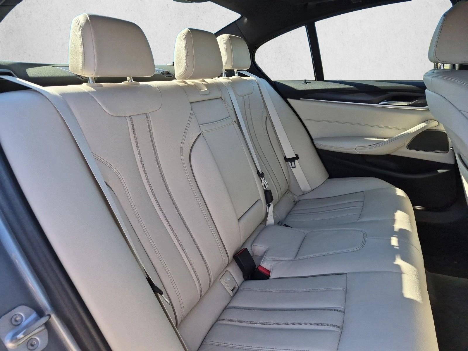 2023 BMW 540i Sedan