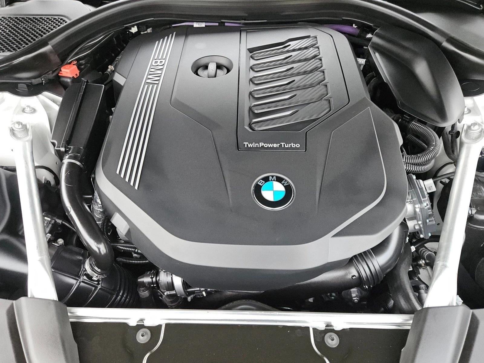 2023 BMW 540i Sedan