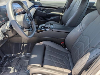2025 BMW 530i xDrive Sedan