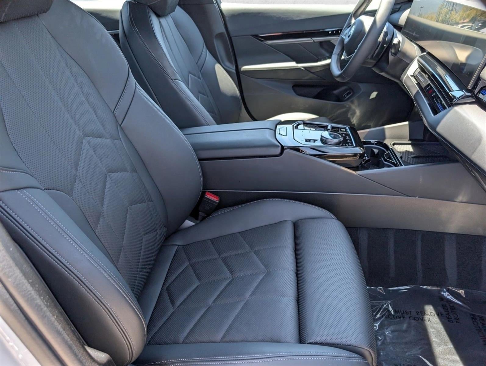 2025 BMW 530i xDrive Sedan