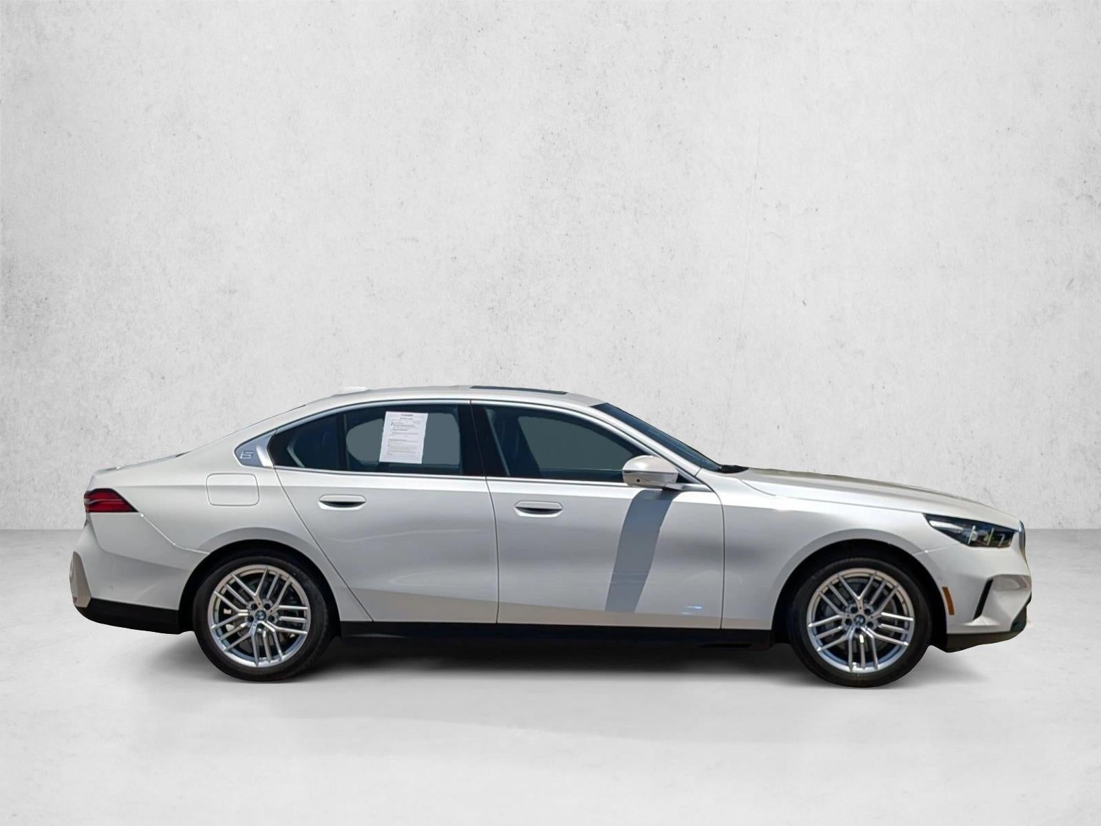 2025 BMW 530i xDrive Sedan