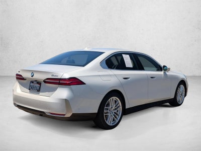 2025 BMW 530i xDrive Sedan