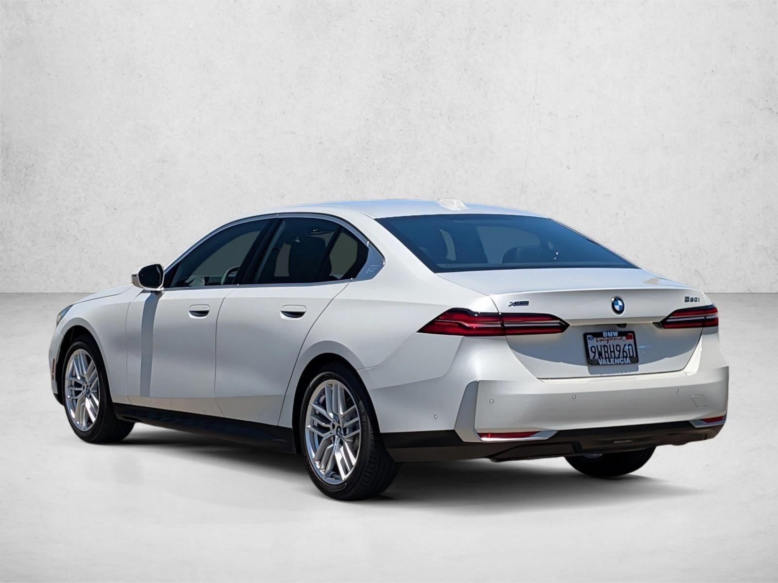 2025 BMW 530i xDrive Sedan