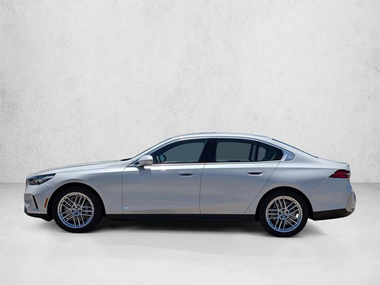 2025 BMW 530i xDrive Sedan