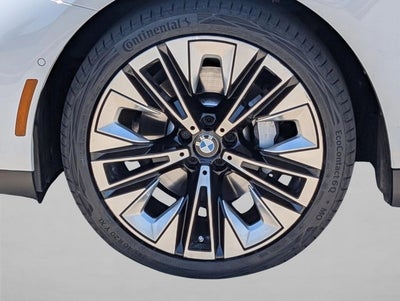 2025 BMW 530i xDrive Sedan