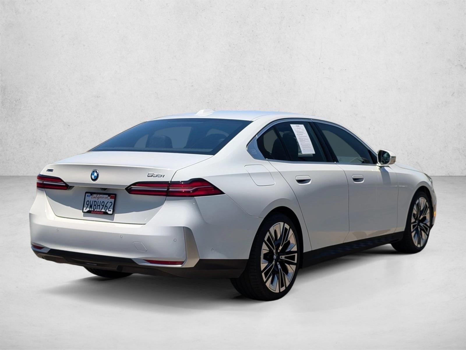 2025 BMW 530i xDrive Sedan