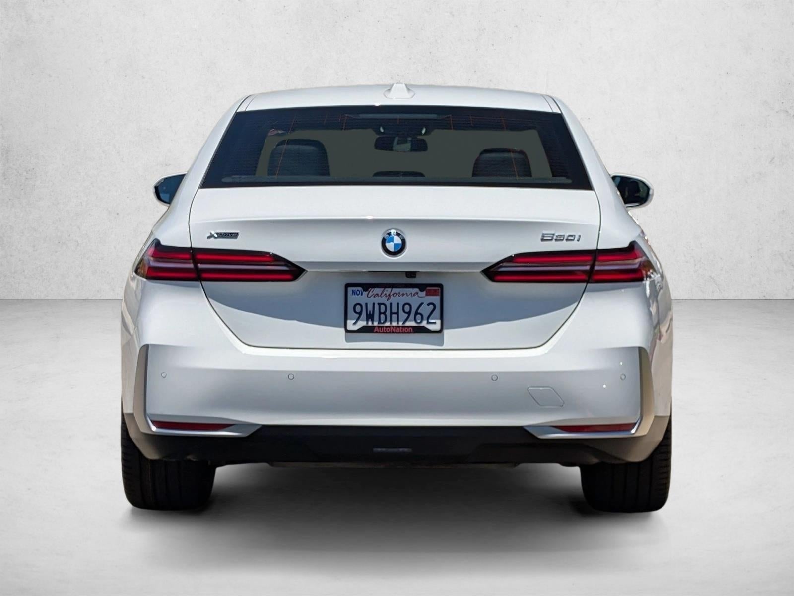 2025 BMW 530i xDrive Sedan