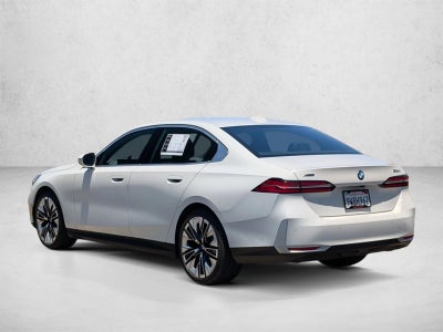 2025 BMW 530i xDrive Sedan
