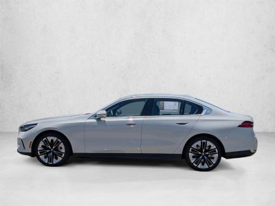 2025 BMW 530i xDrive Sedan