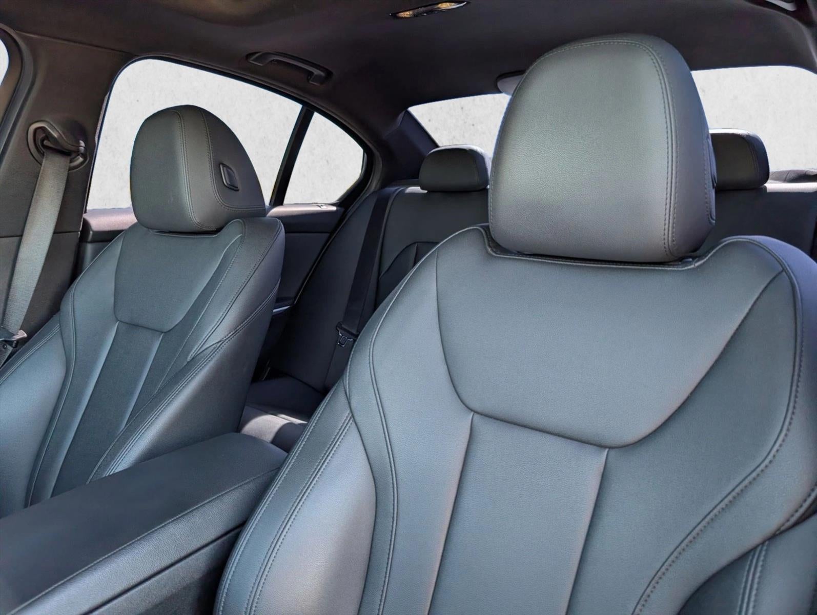 2020 BMW 330i Sedan