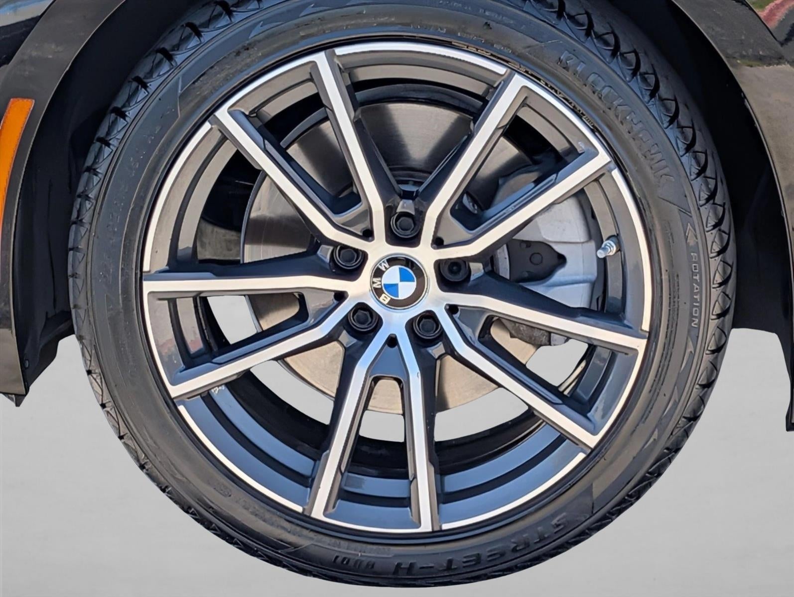 2019 BMW 330i Sedan