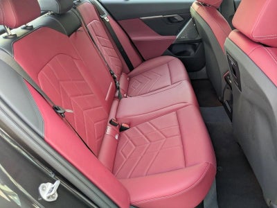 2025 BMW 540i xDrive Sedan