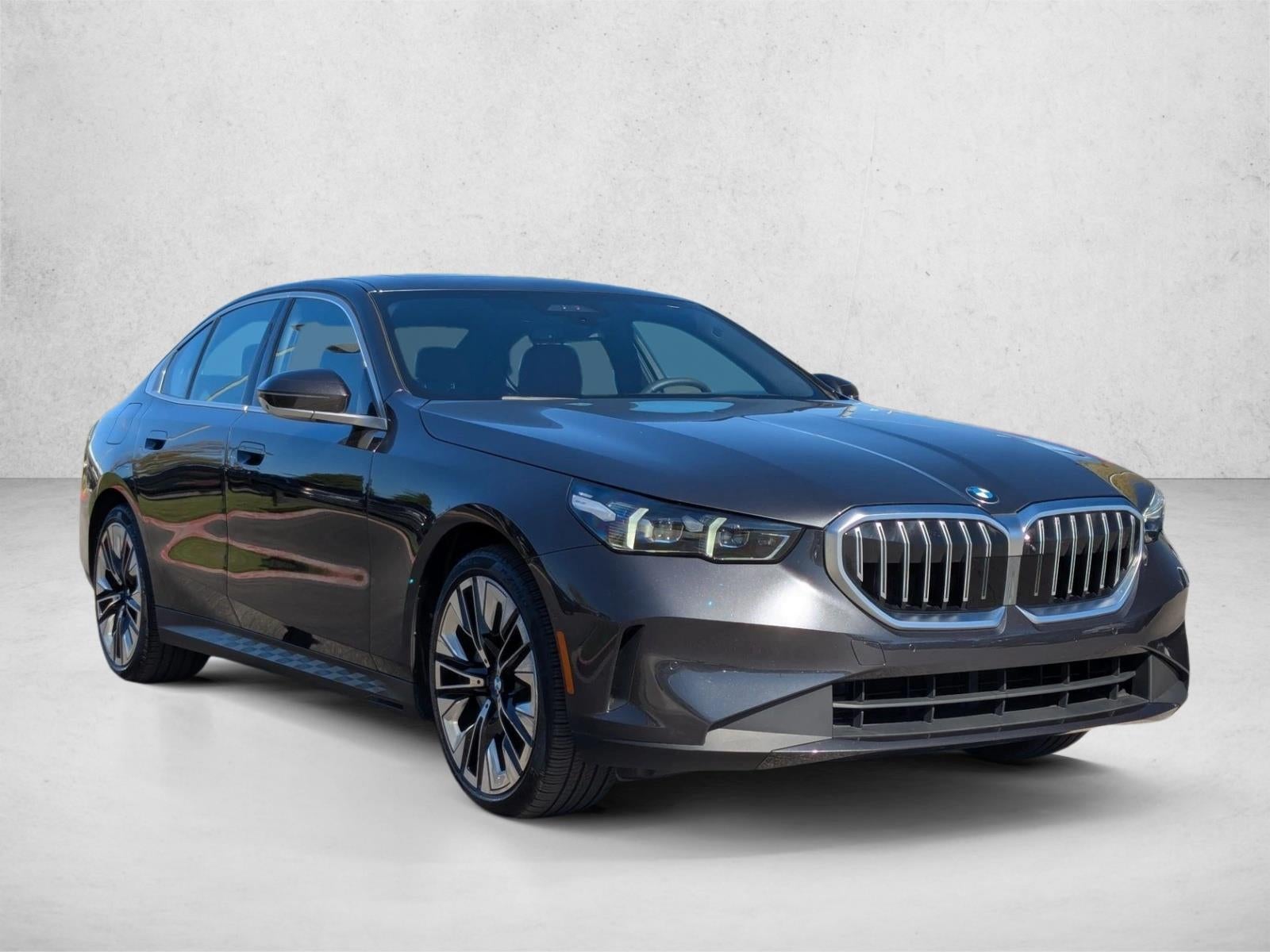 2025 BMW 540i xDrive Sedan