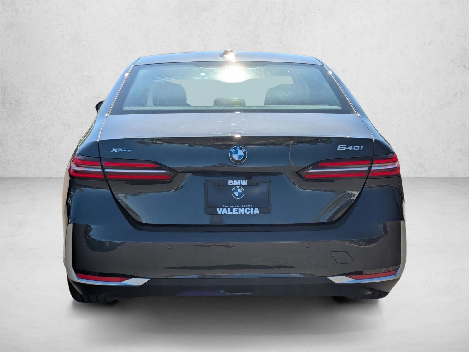 2025 BMW 540i xDrive Sedan