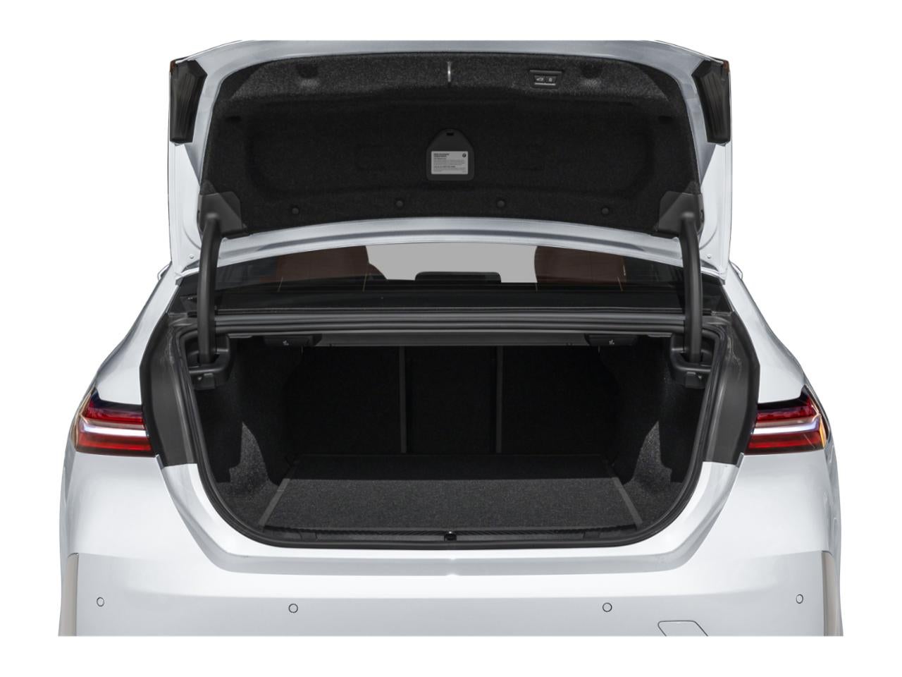 2025 BMW 540i xDrive Sedan