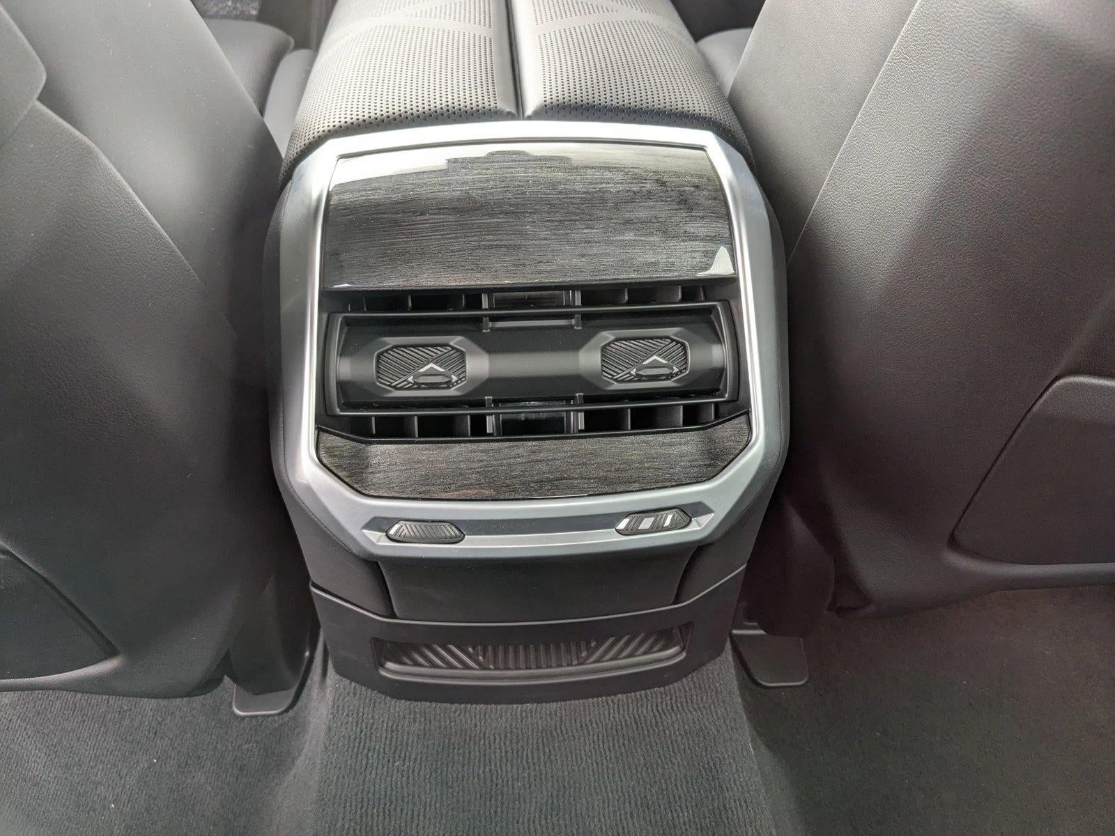 2025 BMW i7 eDrive50 Sedan