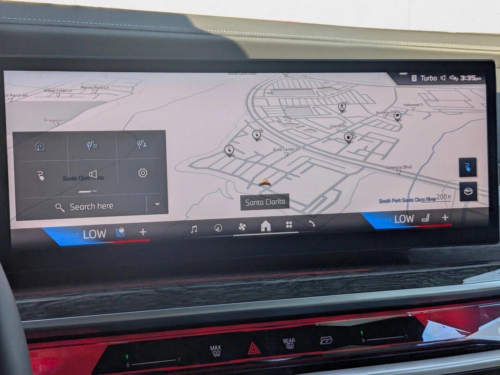 2024 BMW i7 M70 Sedan