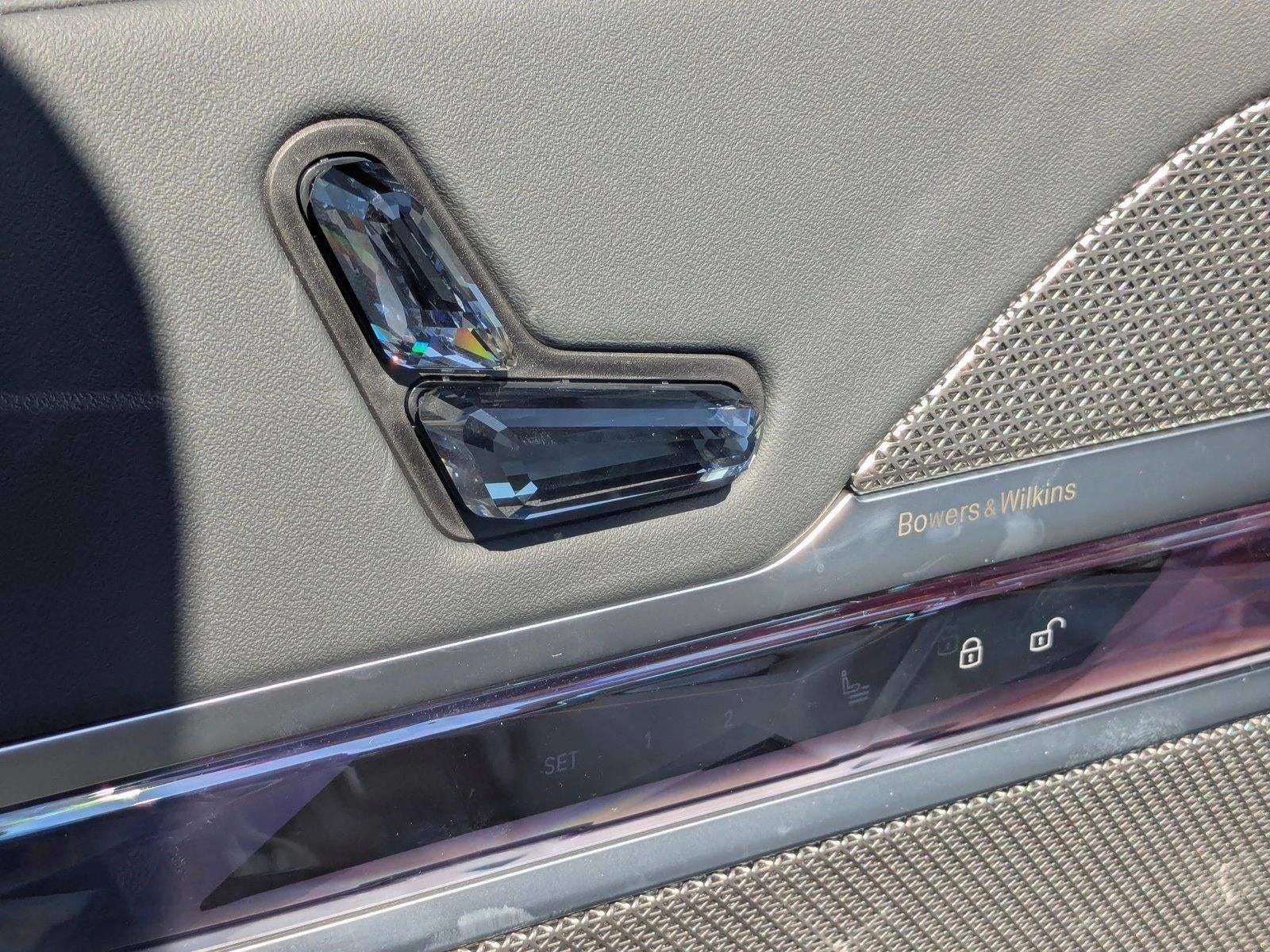 2024 BMW i7 M70 Sedan