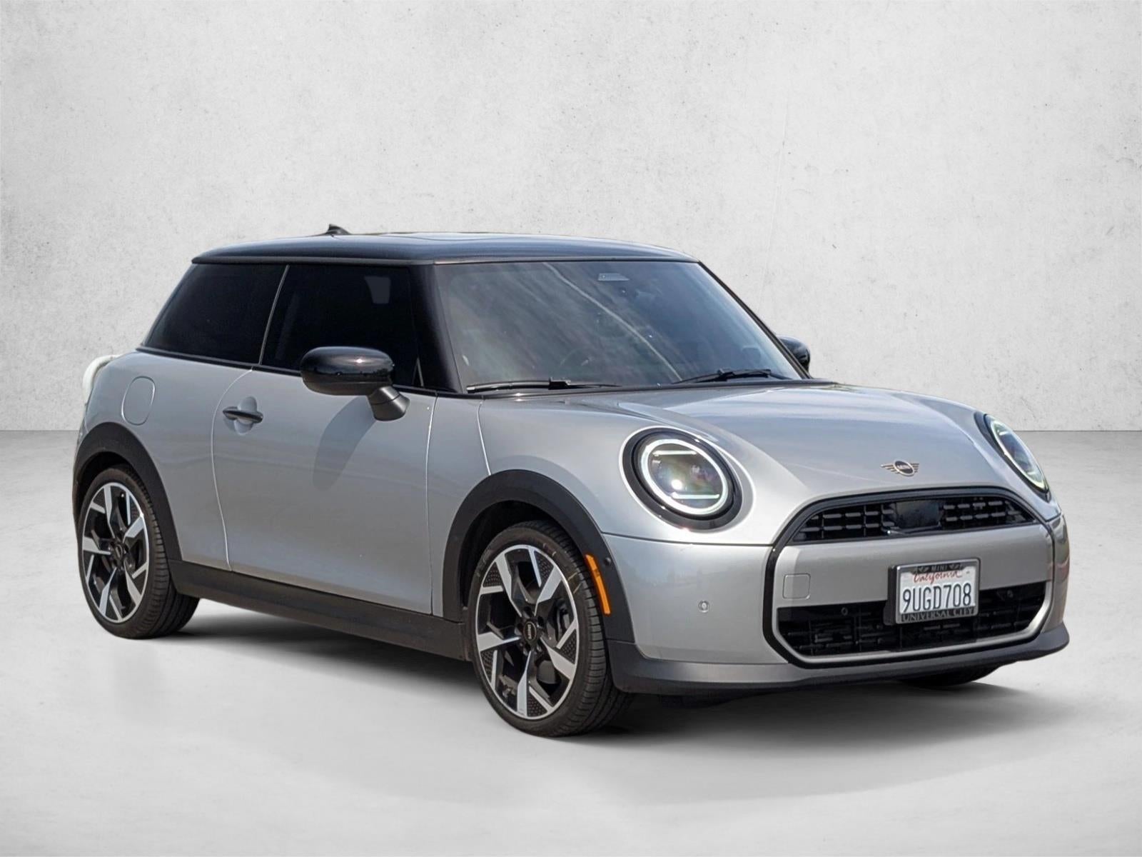 2025 MINI Cooper Hardtop 2 Door Cooper