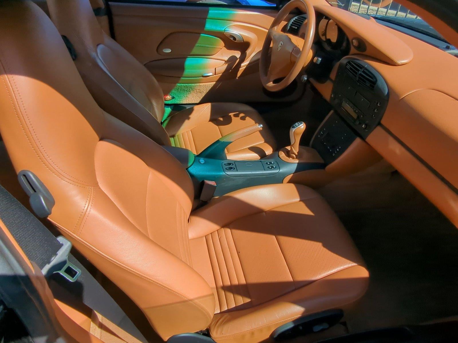 2001 Porsche 911 Carrera Base