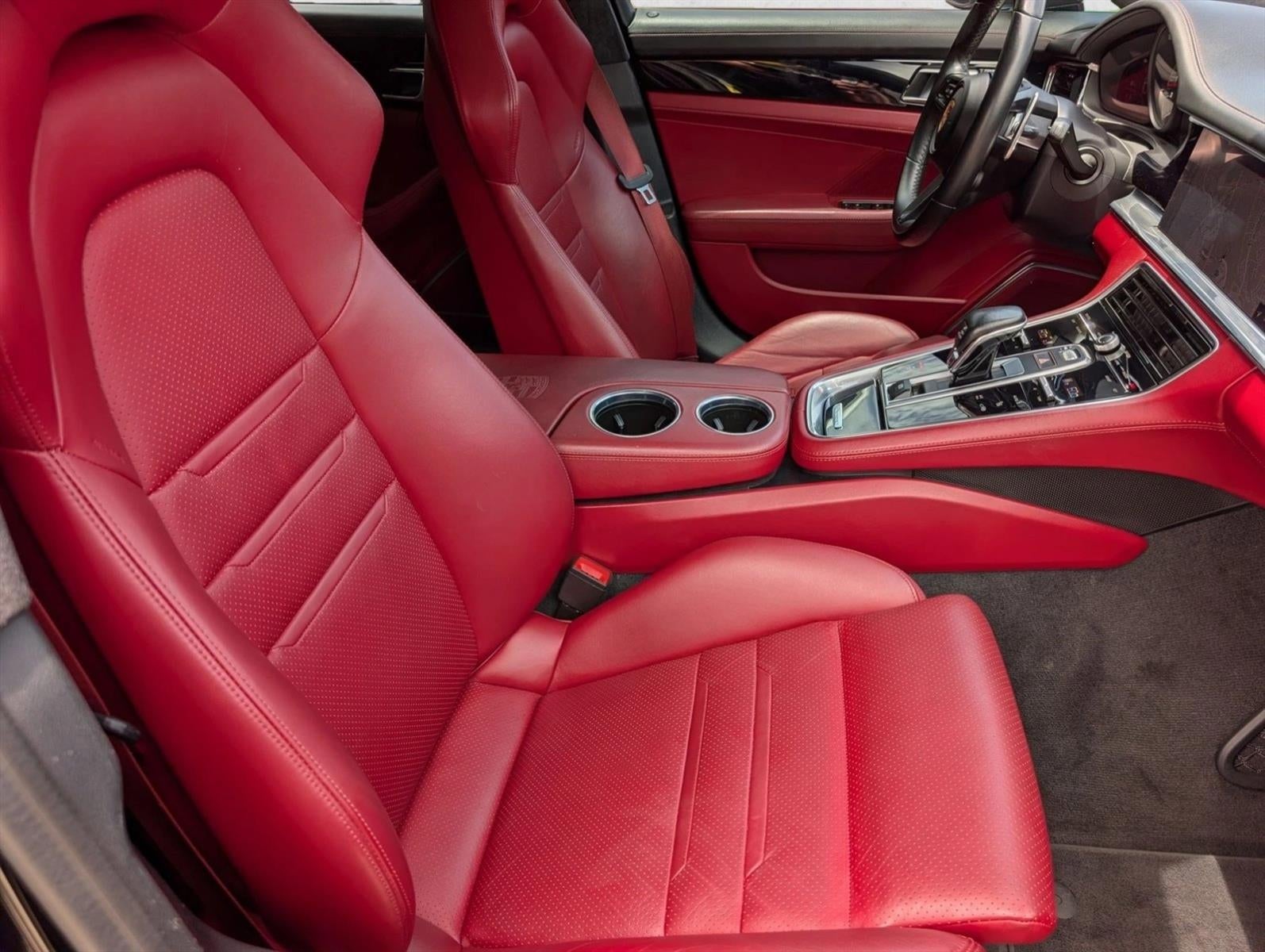 2021 Porsche Panamera GTS AWD