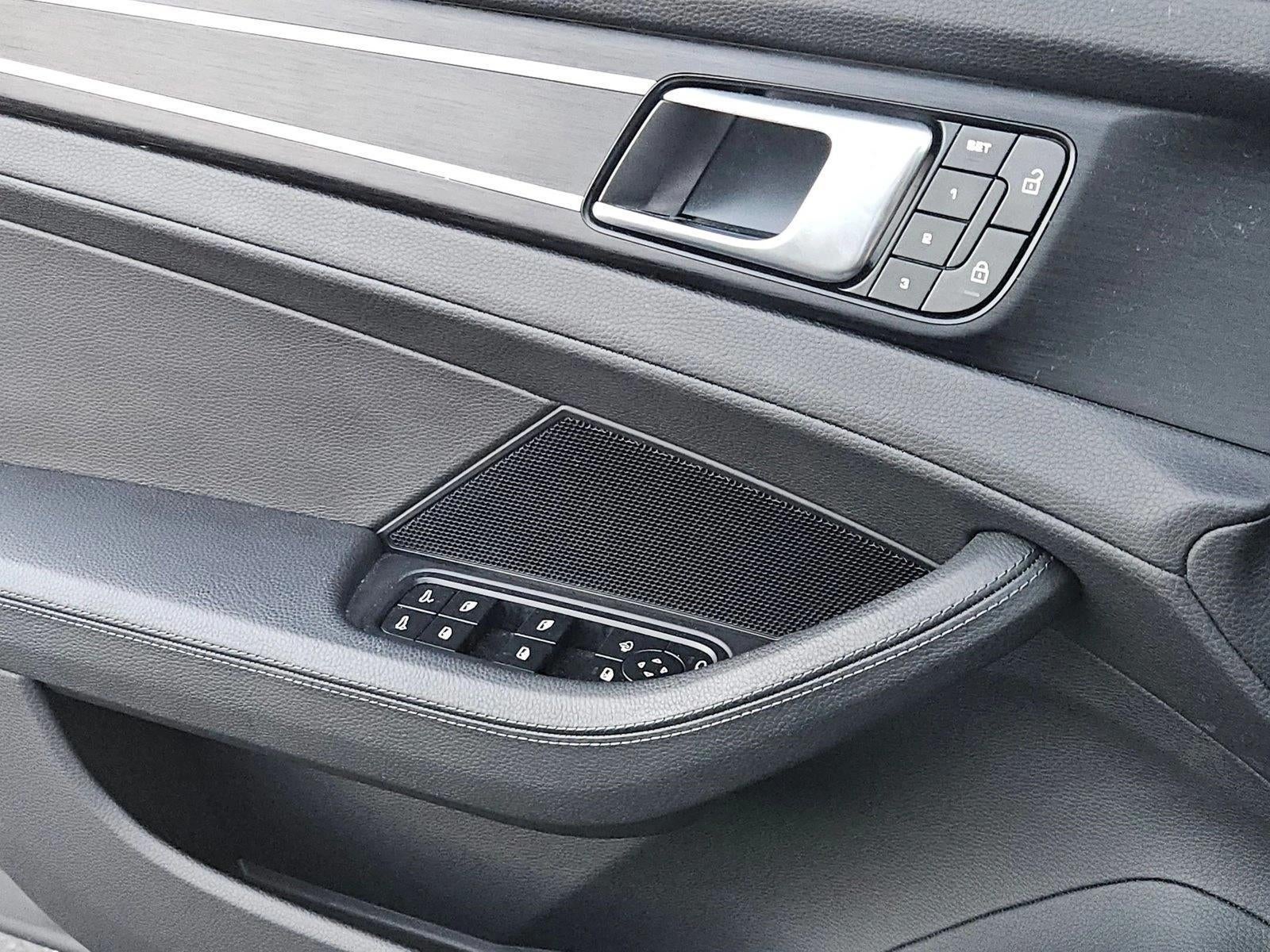 2023 Porsche Panamera Platinum Edition RWD