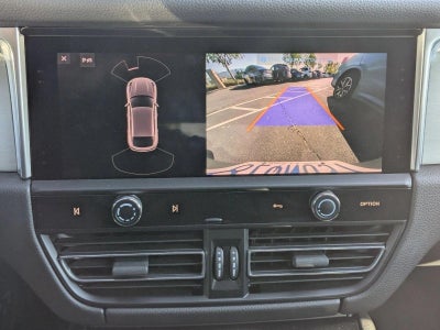 2022 Porsche Macan AWD