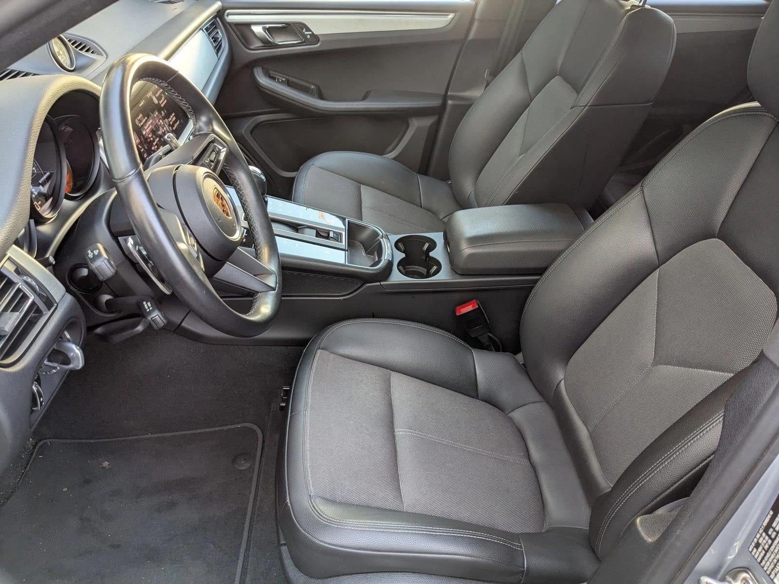 2022 Porsche Macan AWD