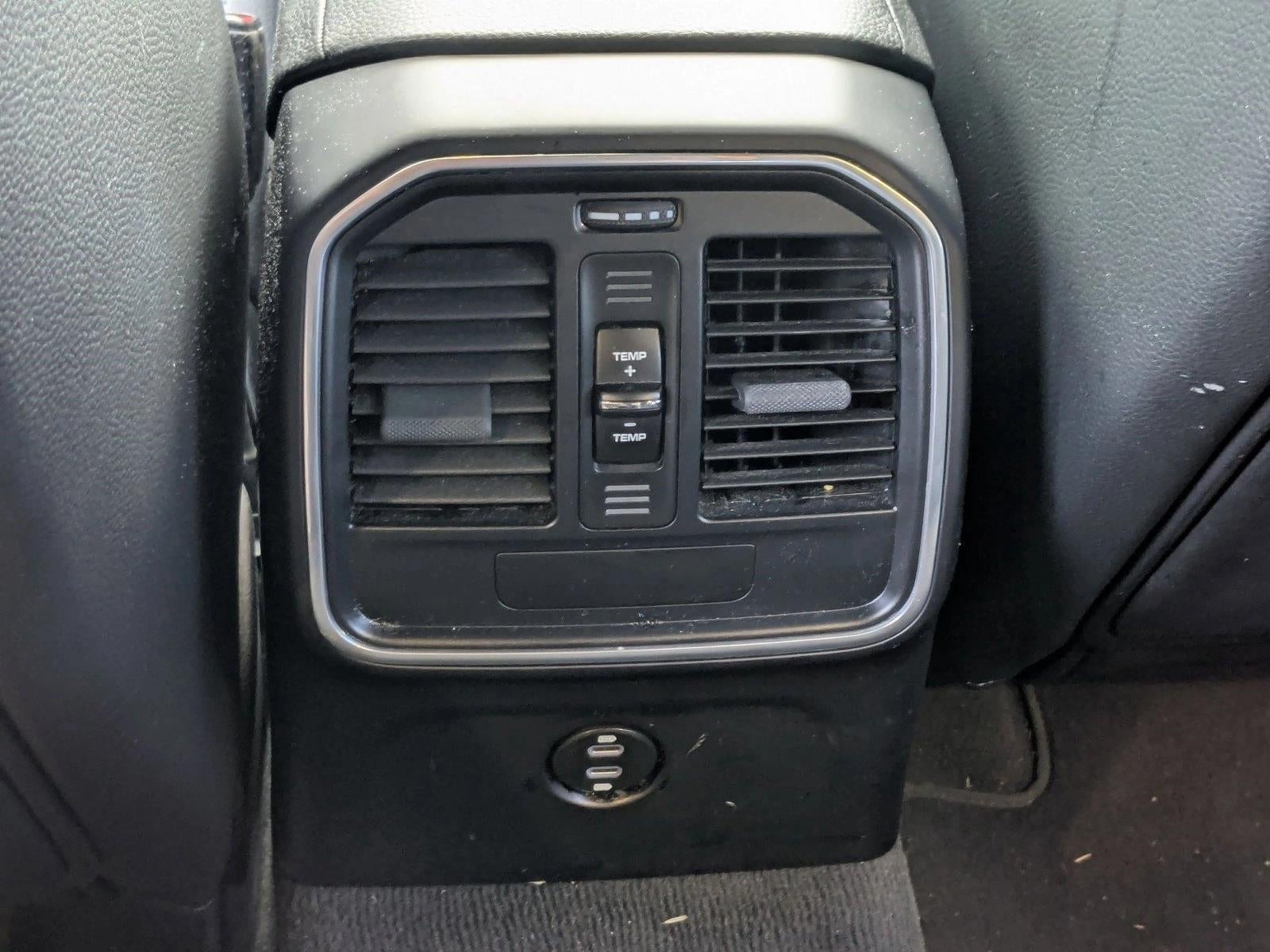 2022 Porsche Macan AWD