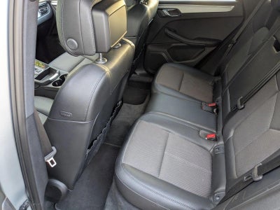 2022 Porsche Macan AWD