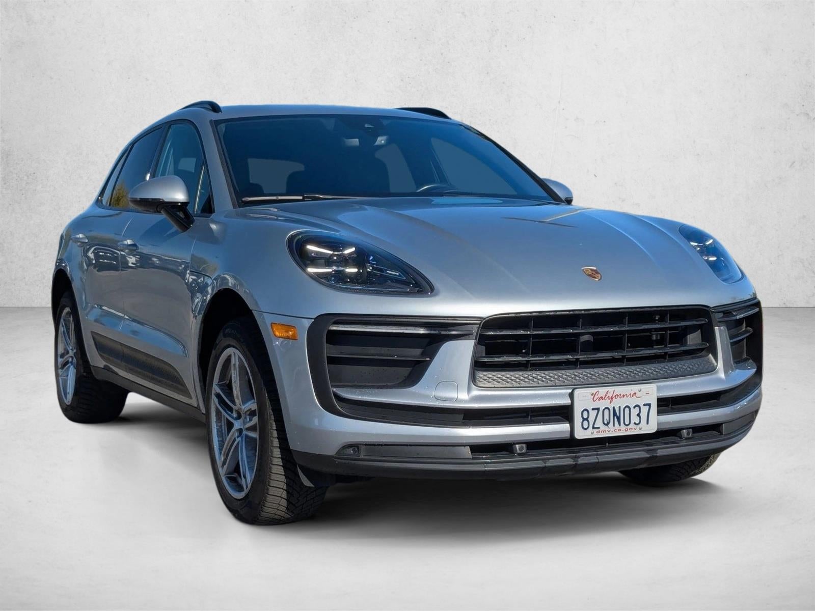 2022 Porsche Macan AWD