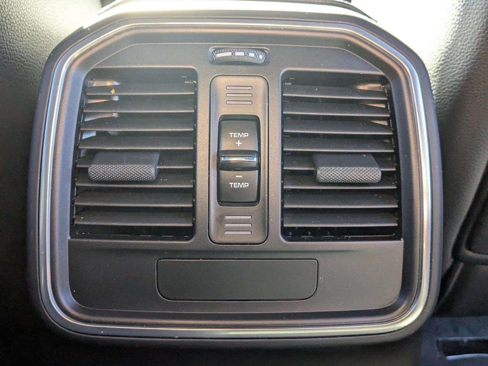 2024 Porsche Macan AWD