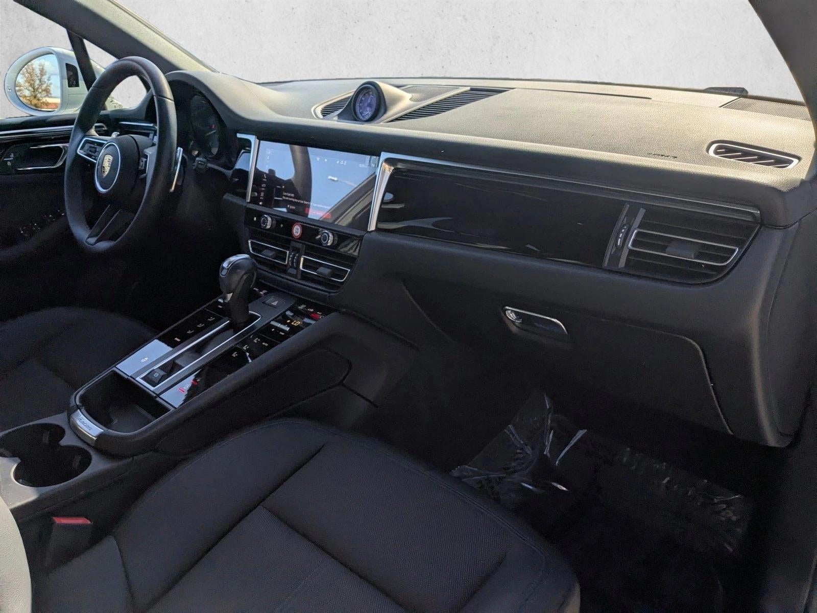 2024 Porsche Macan AWD