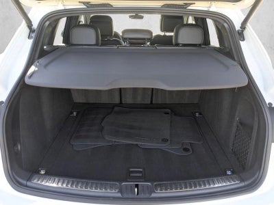 2024 Porsche Macan AWD