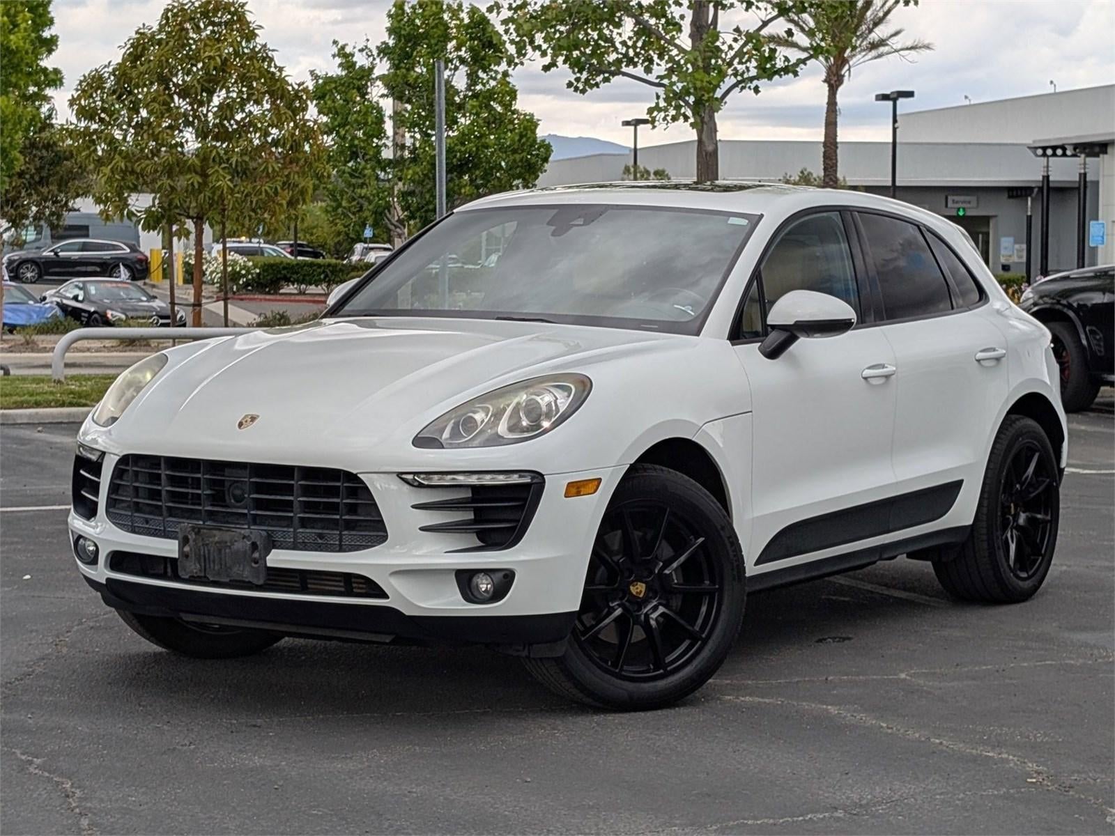 2017 Porsche Macan AWD