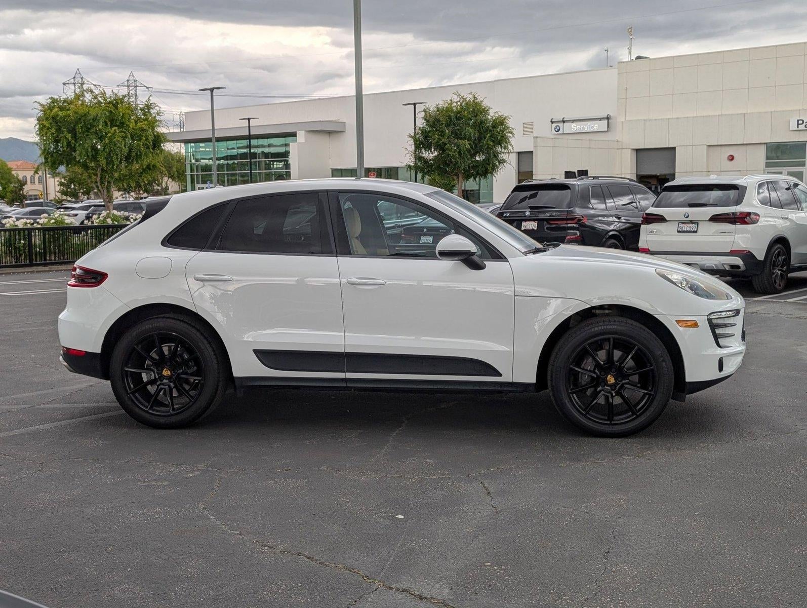 2017 Porsche Macan AWD