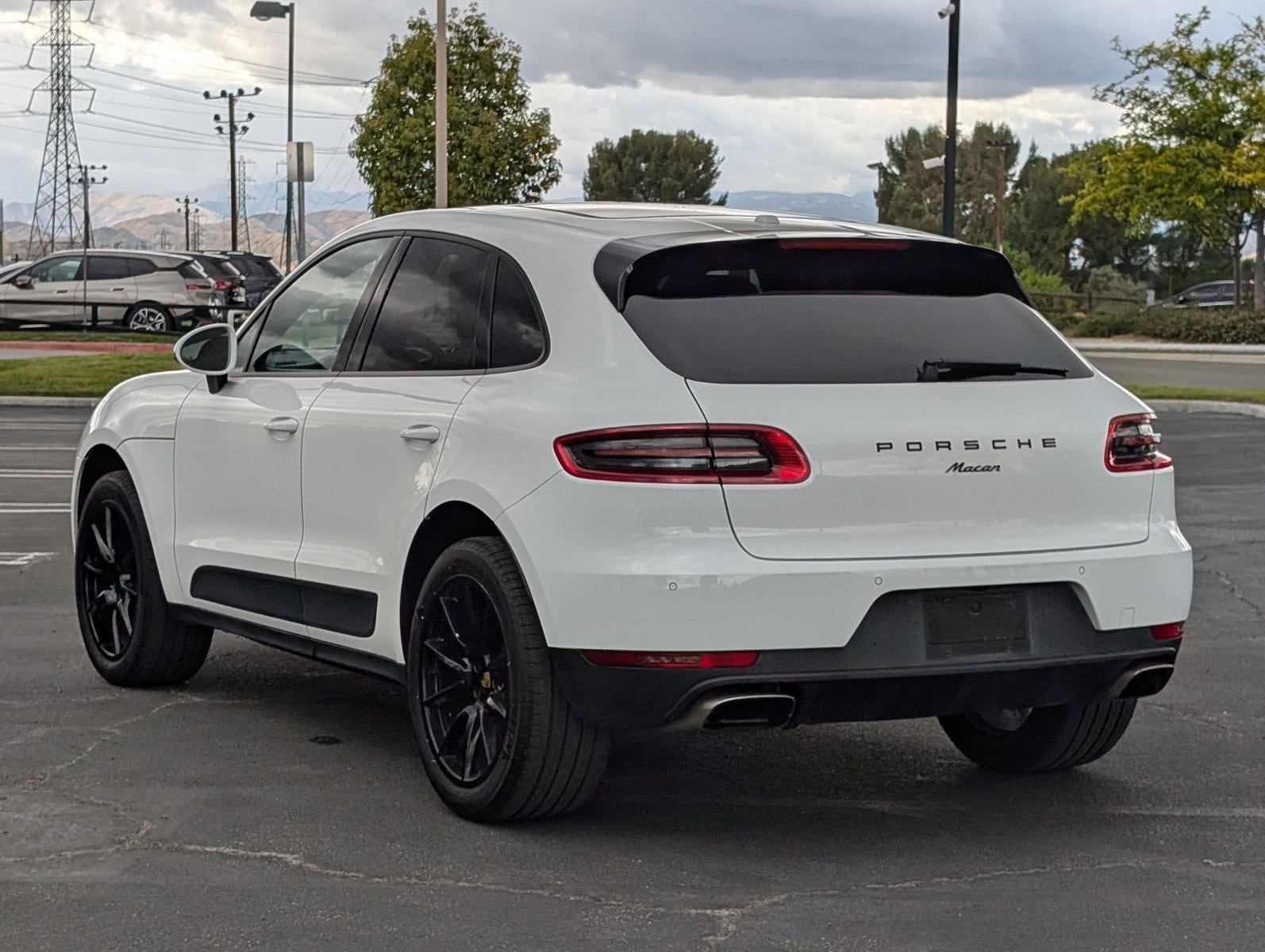 2017 Porsche Macan AWD