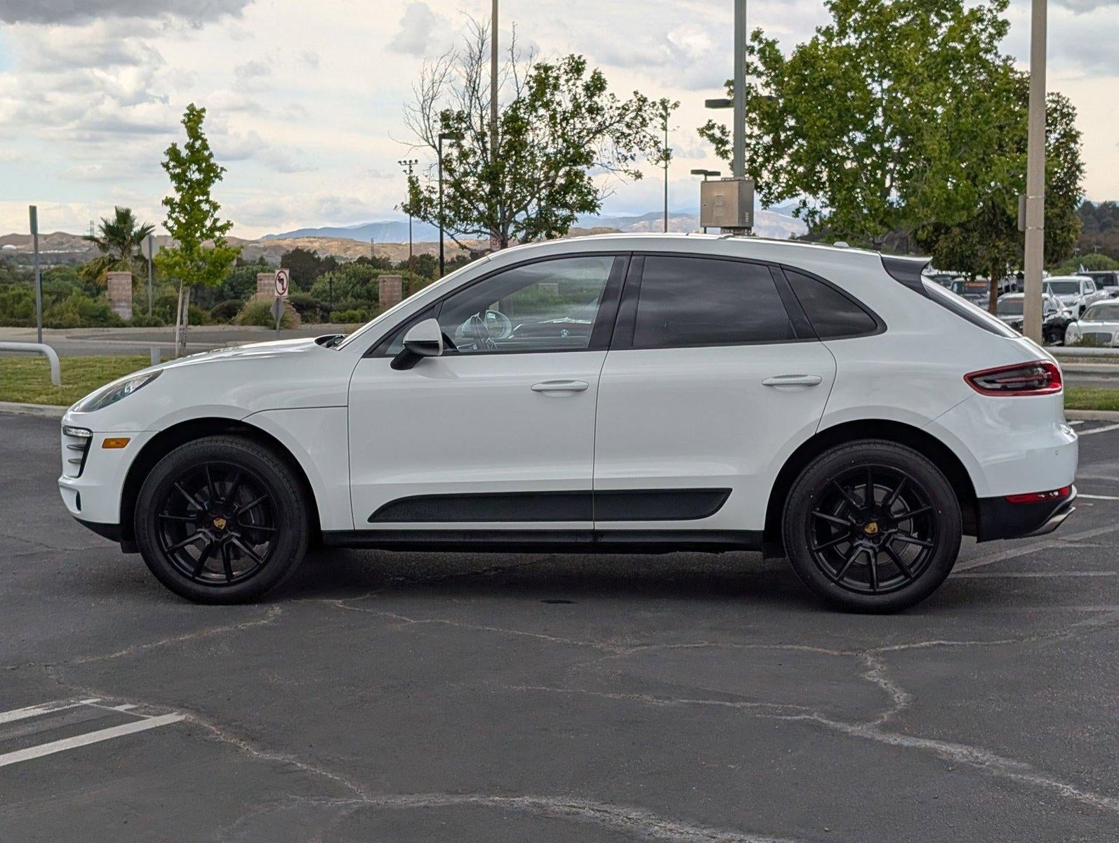 2017 Porsche Macan AWD