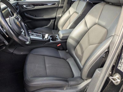 2022 Porsche Macan AWD
