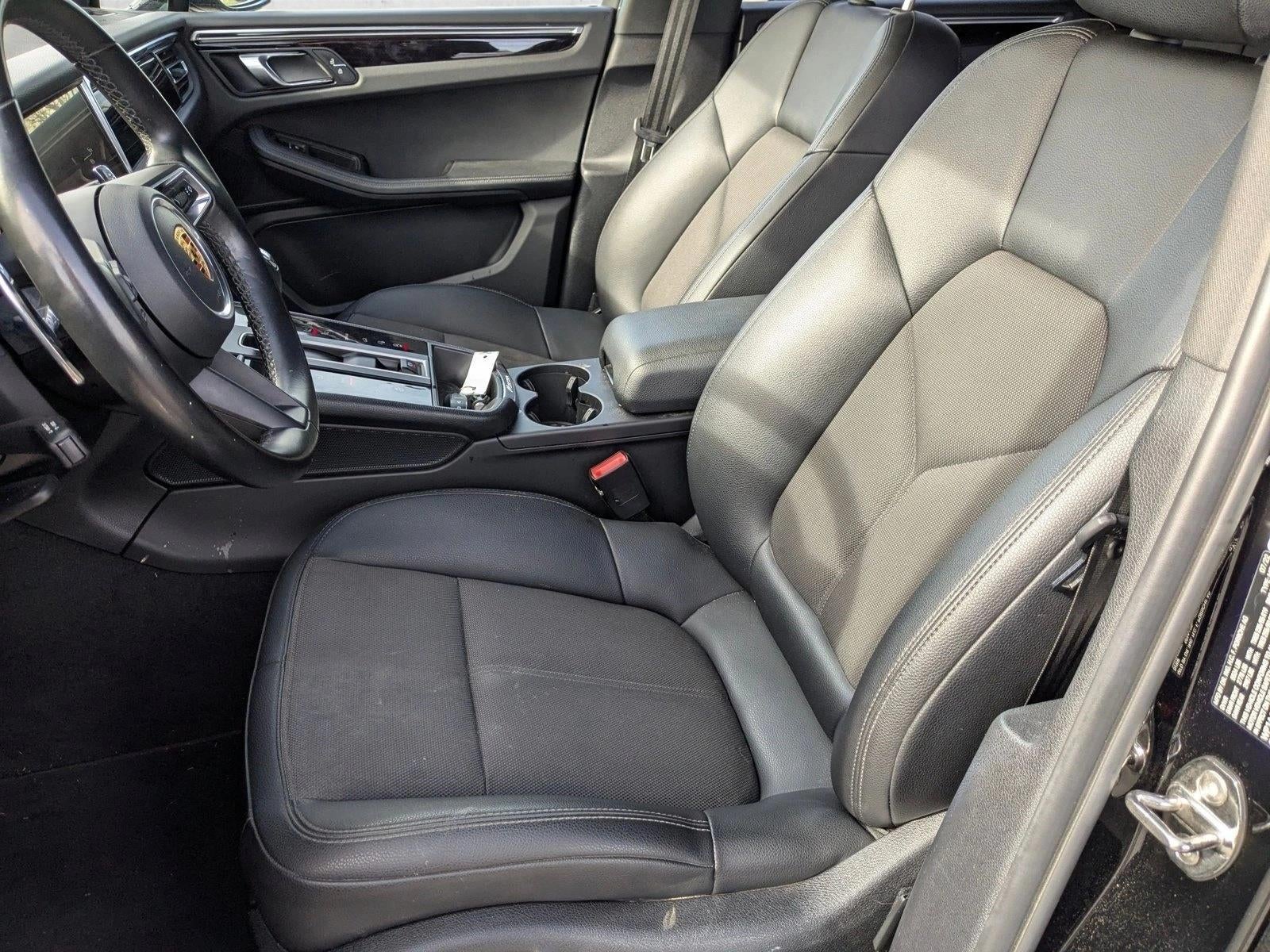 2022 Porsche Macan AWD