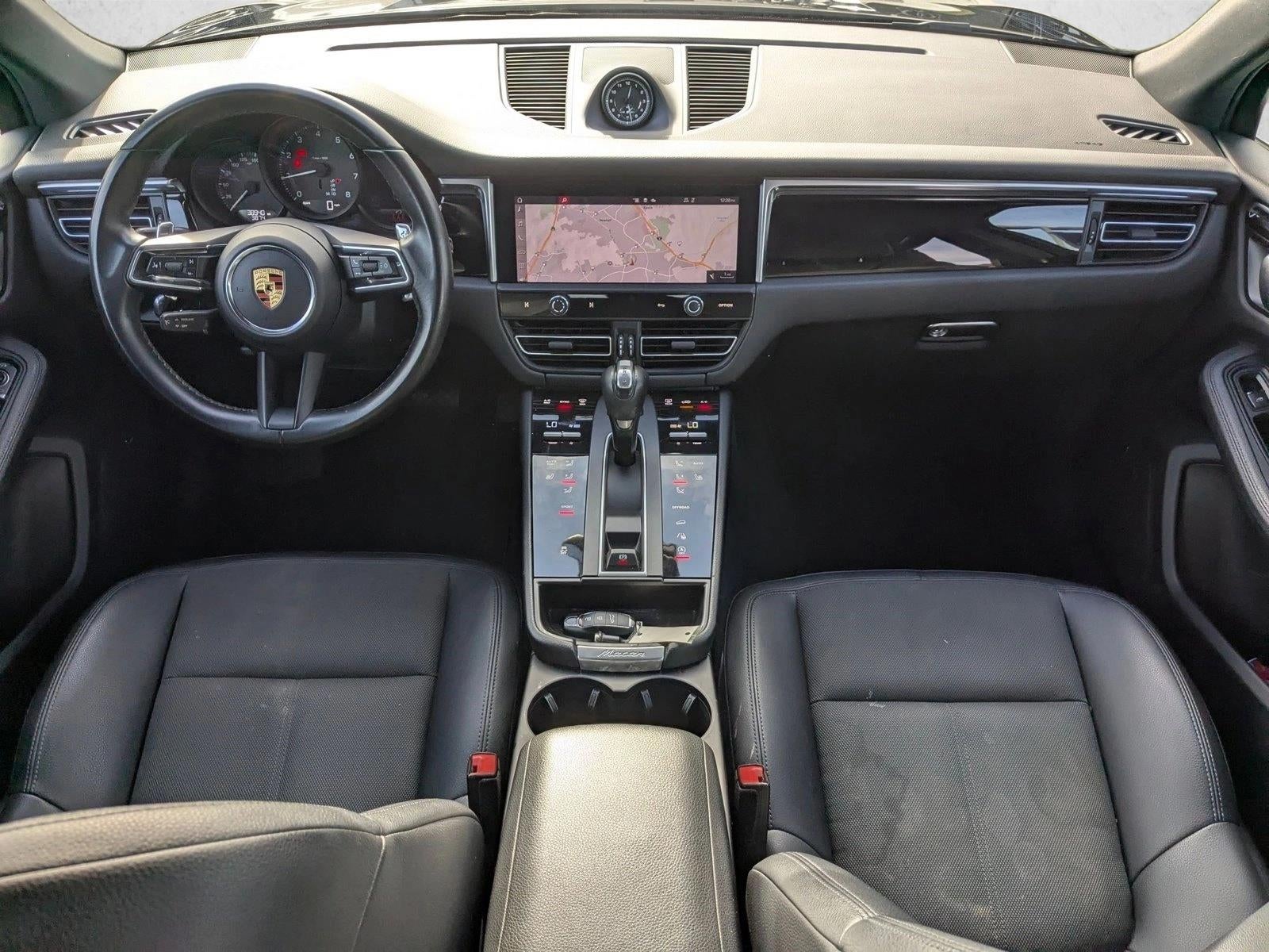 2022 Porsche Macan AWD