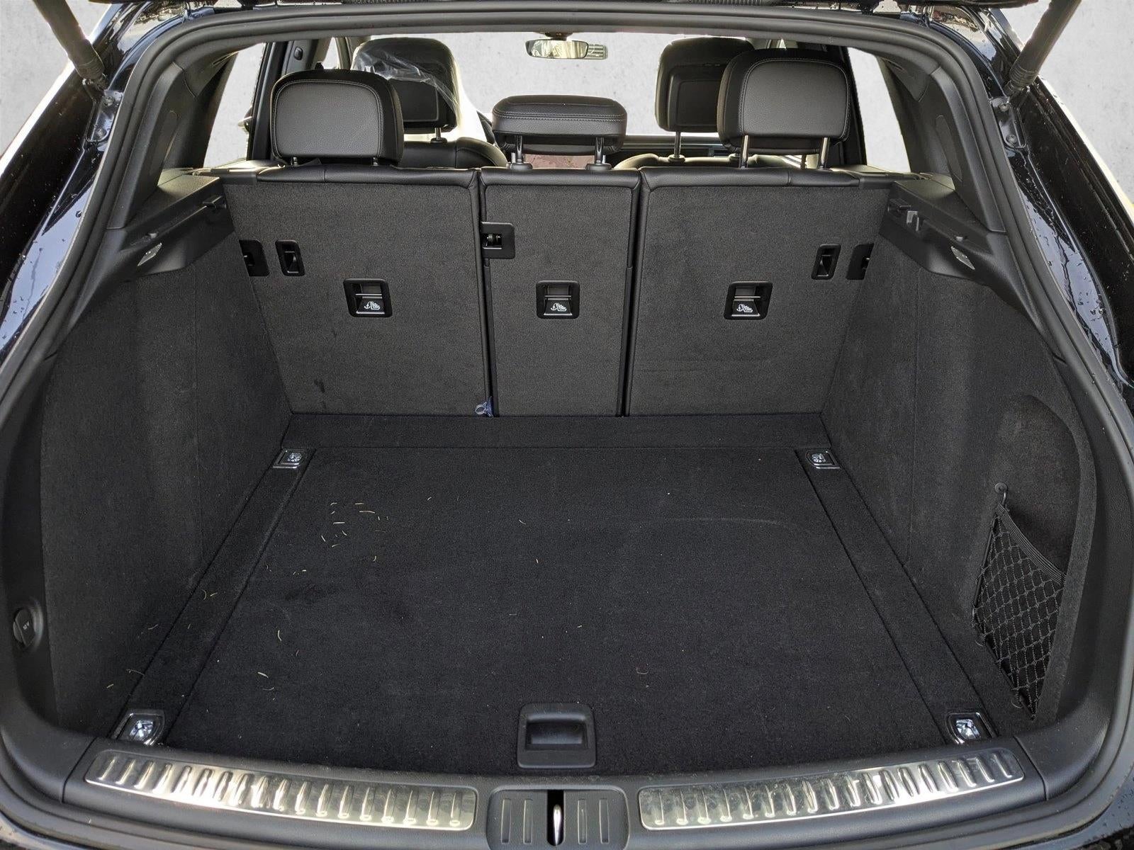 2022 Porsche Macan AWD