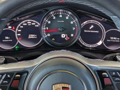 2023 Porsche Cayenne Platinum Edition AWD