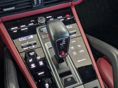 2023 Porsche Cayenne Platinum Edition AWD