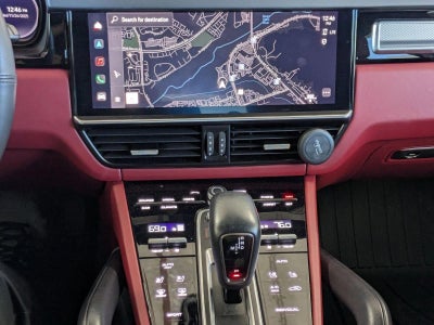 2023 Porsche Cayenne Platinum Edition AWD