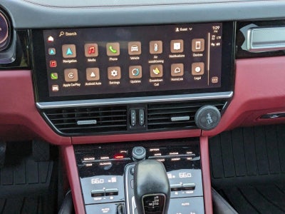 2023 Porsche Cayenne Platinum Edition AWD