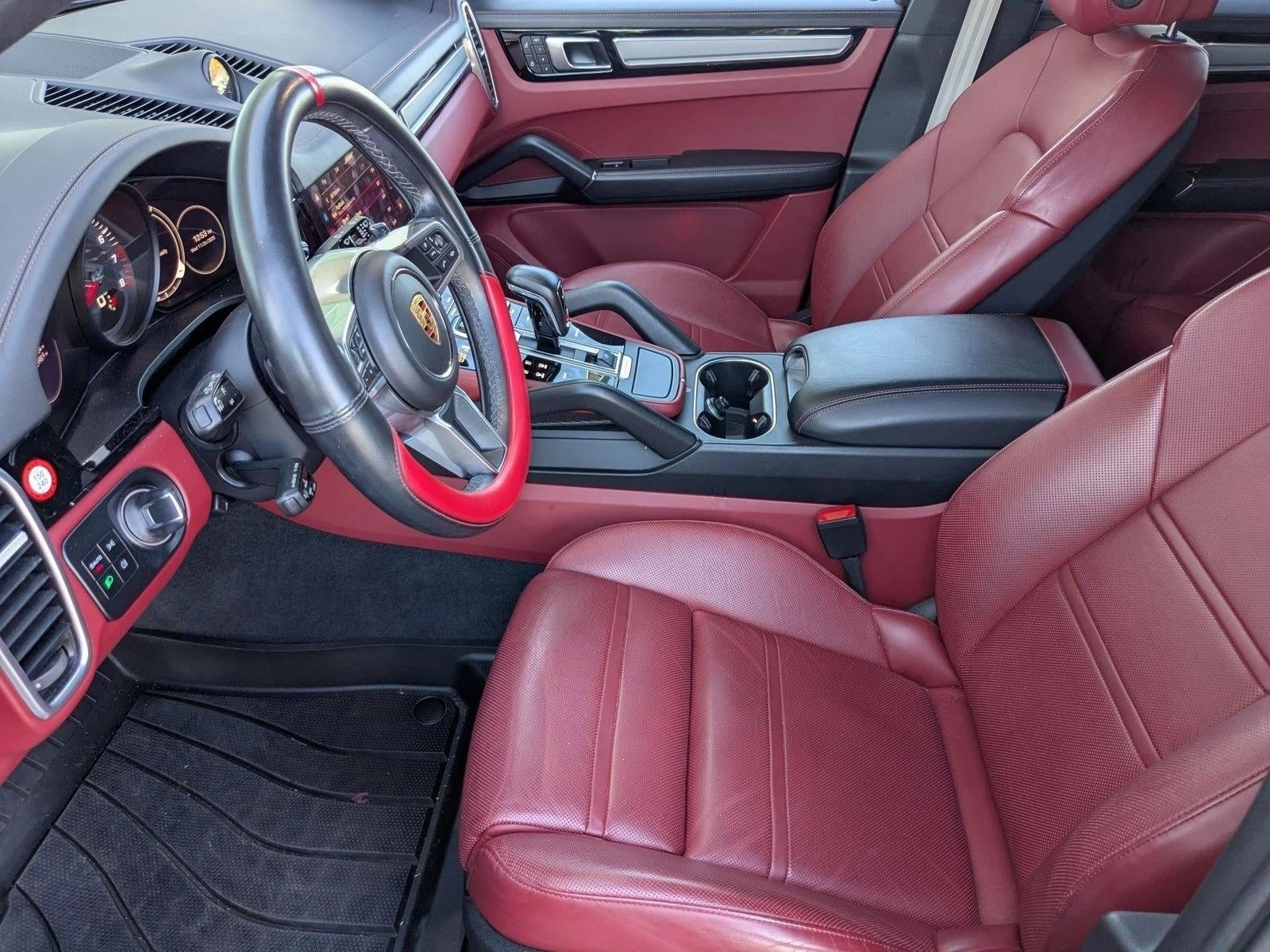 2023 Porsche Cayenne Platinum Edition AWD